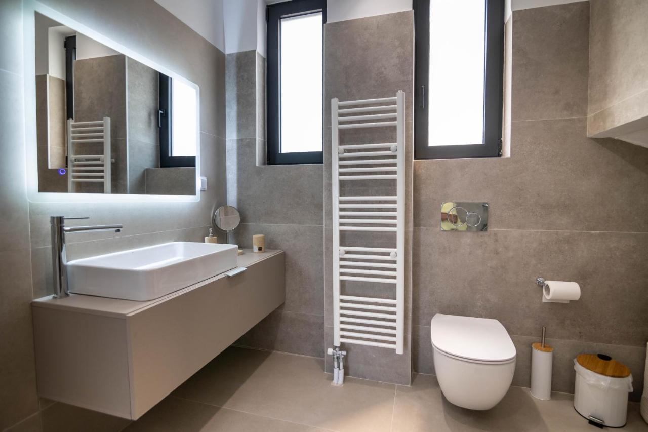 Maison Poeme - Luxury Apartment Aiandion