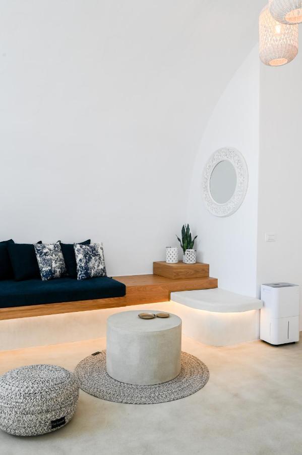 Three Bells Apartment