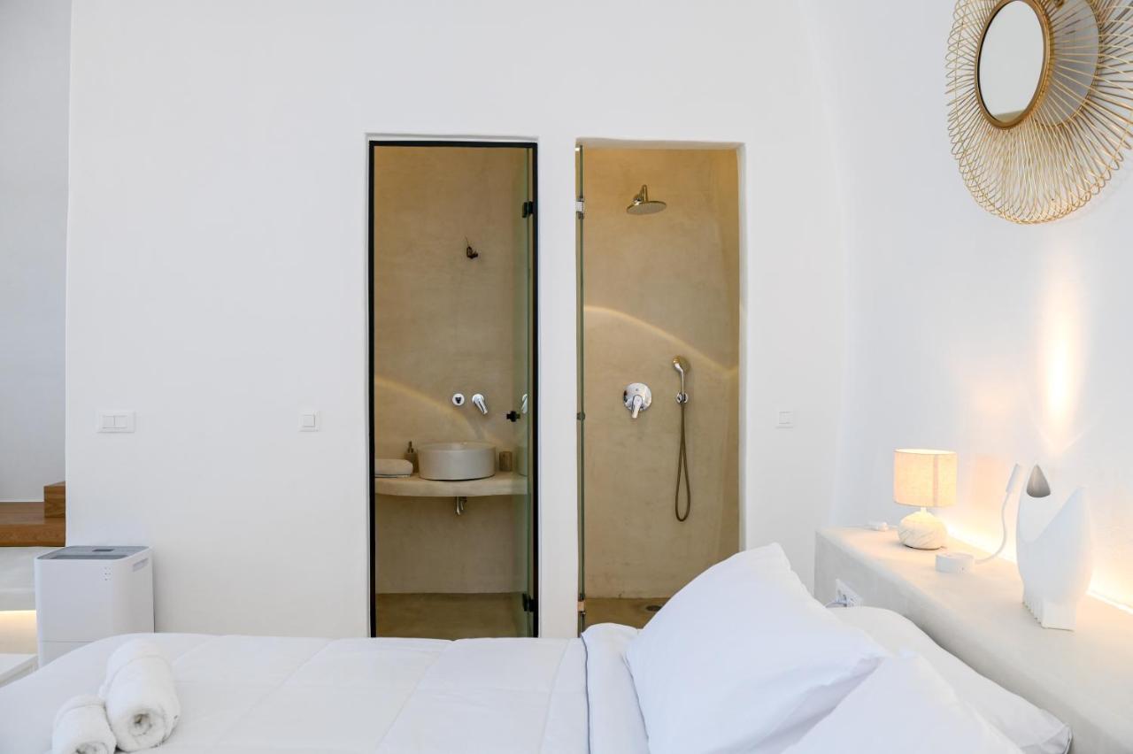 Three Bells Apartment *