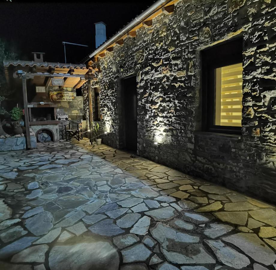 Holiday home Elaion Thea-nies *
