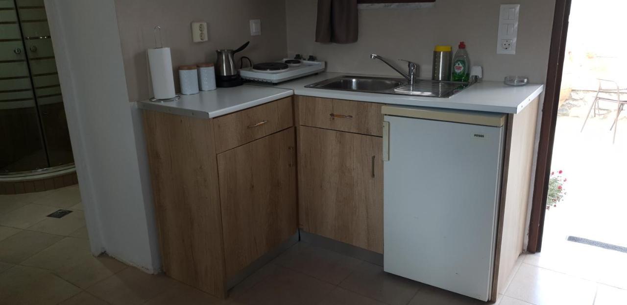 Vilaeti Artemis Apartment *