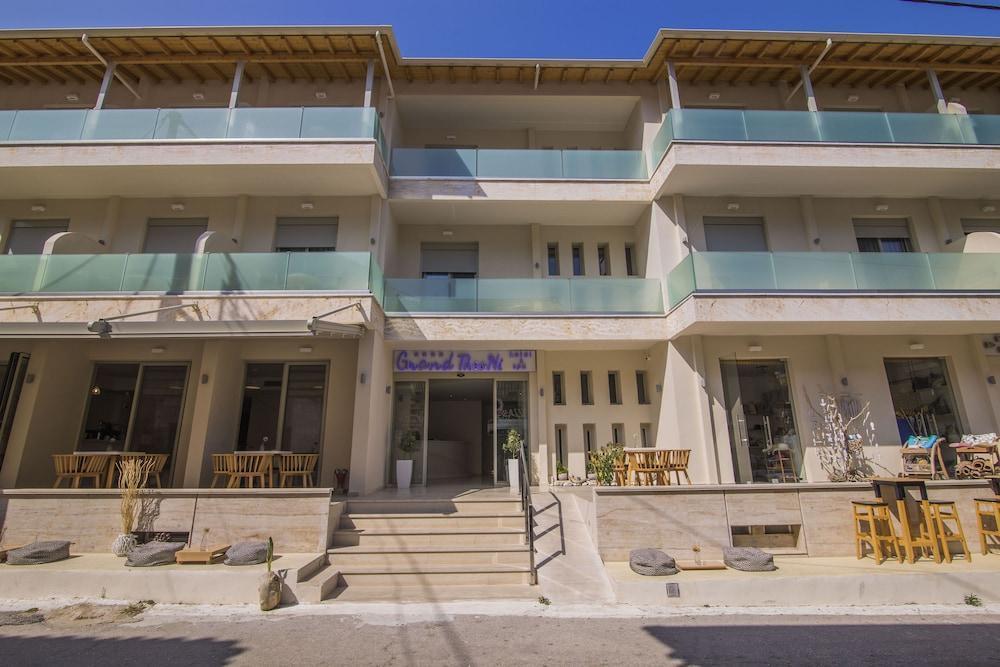 Grand Theoni Boutique &