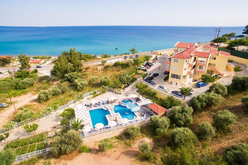 Diamond Hotel 3*