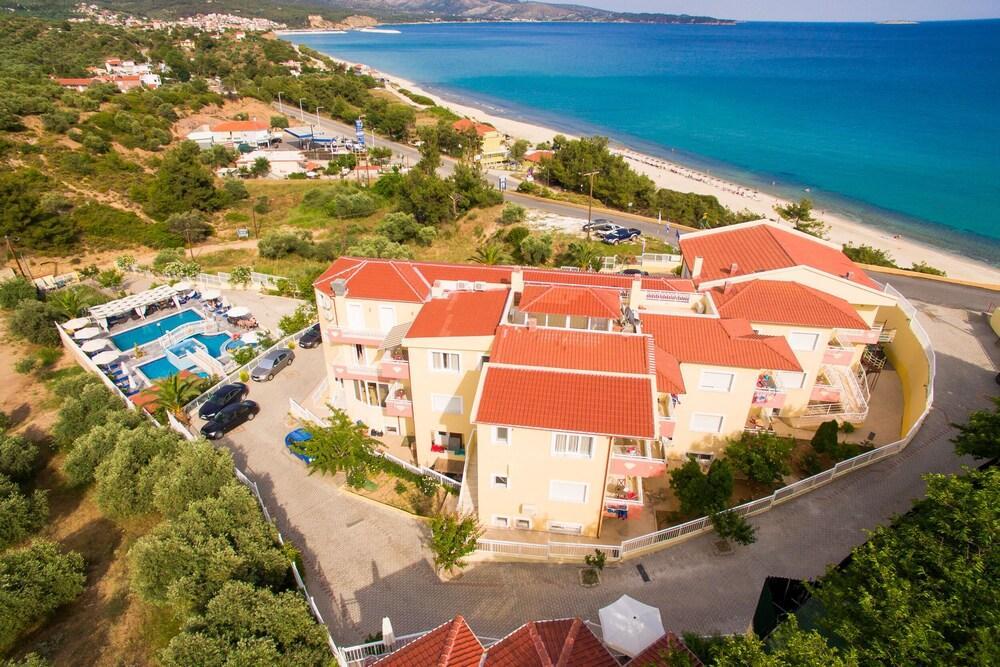 Diamond Hotel 3*