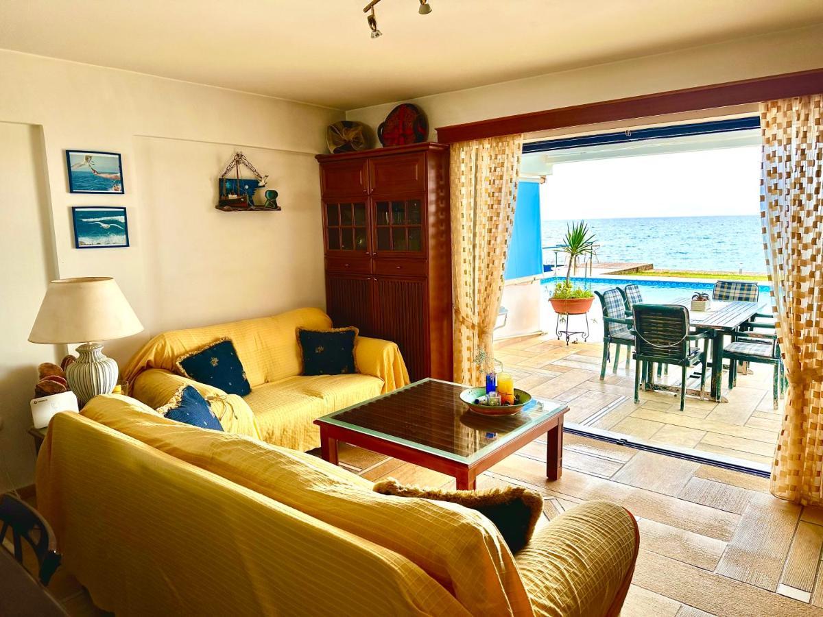 Pool Beachouse With Stunning Views Kamari (Corinthia)