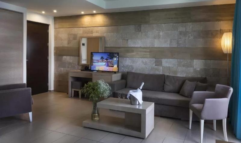 Hotel Glaros 4*