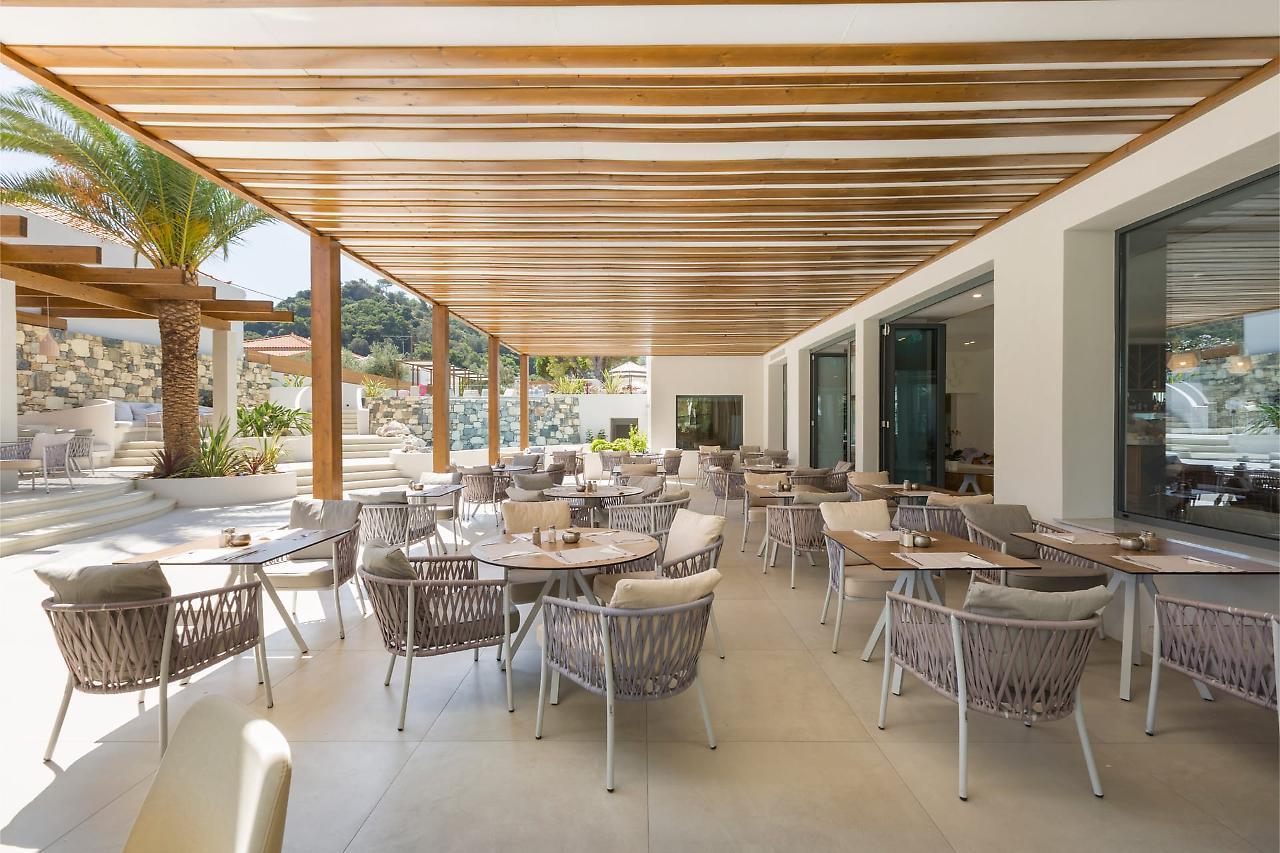 Samian Mare Hotel, & Hotel Karlovassi
