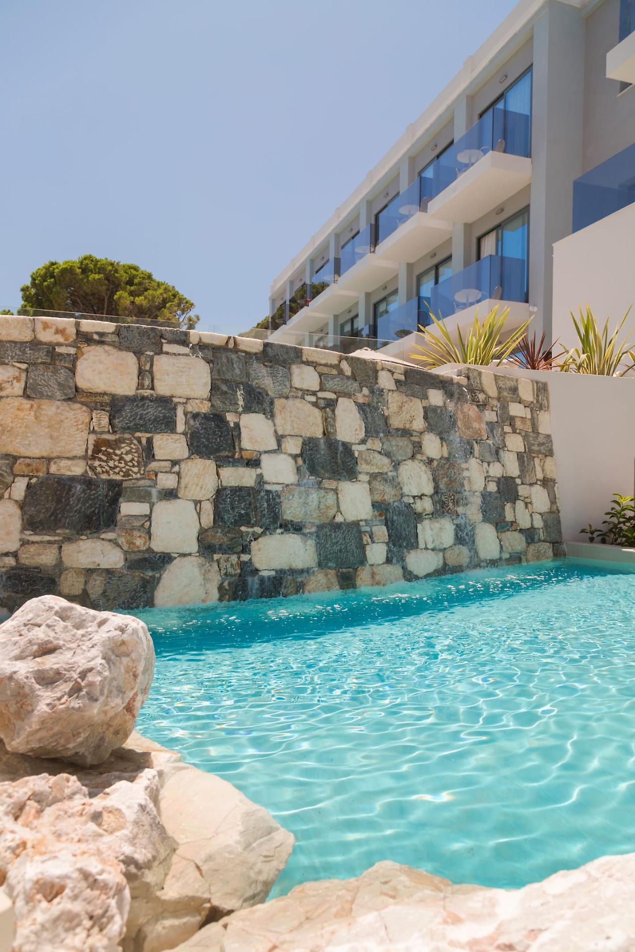 Samian Mare Hotel, & Hotel Karlovassi