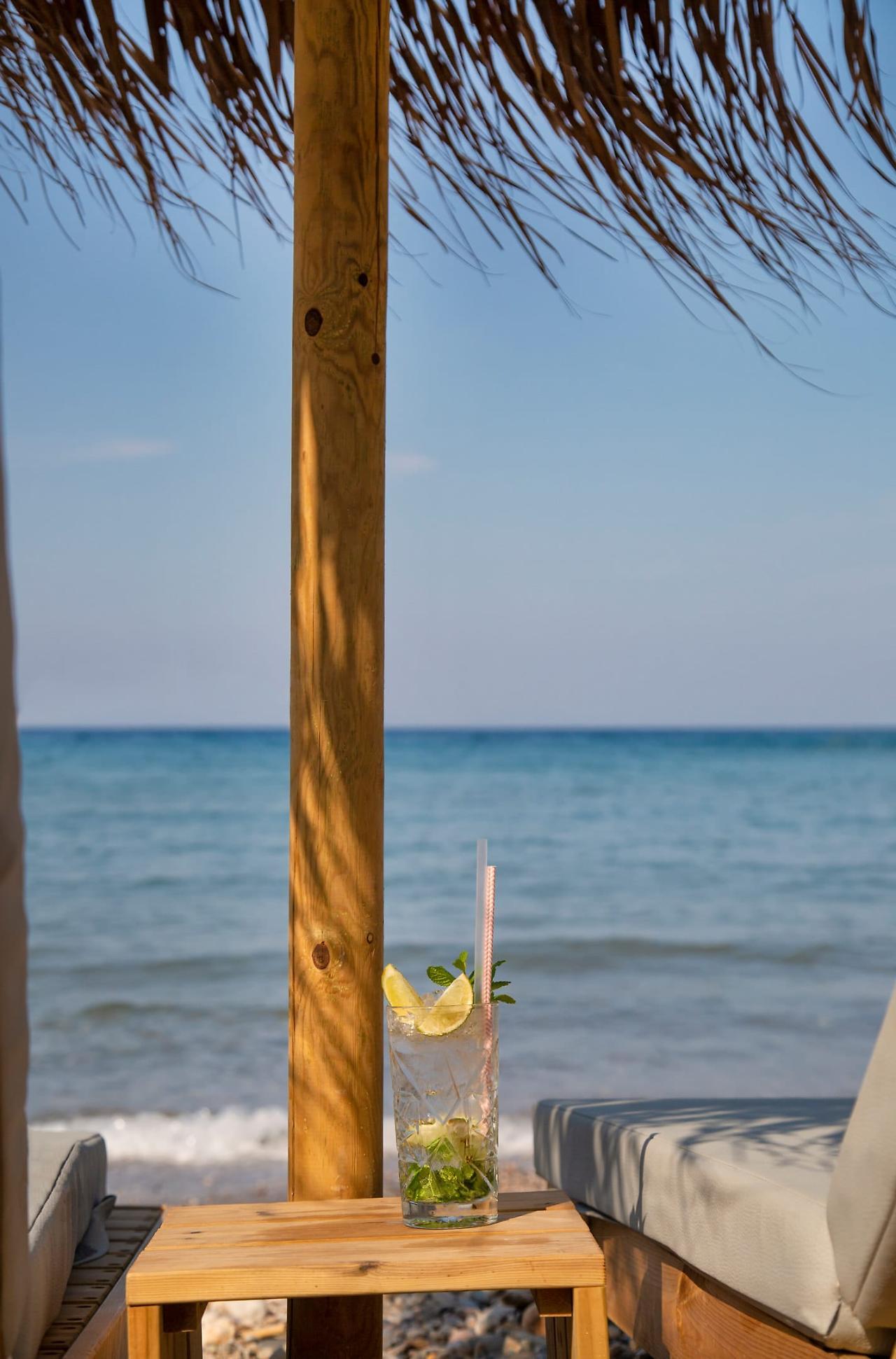 Samian Mare Hotel, & Karlovassi