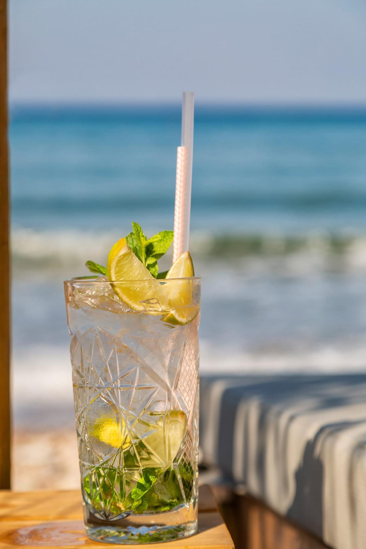 Samian Mare Hotel, & 4* Karlovassi