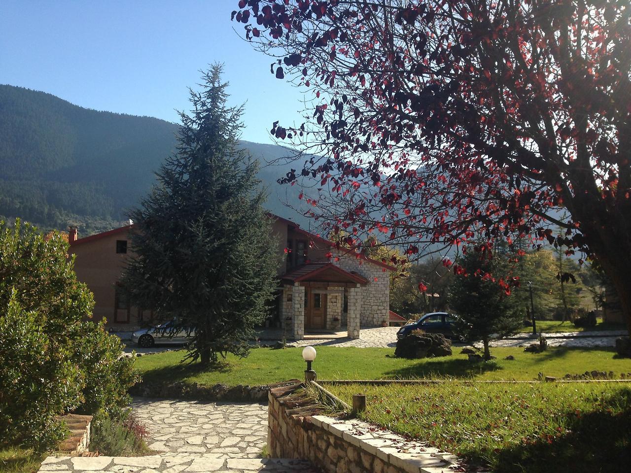 Aparthotel House 3*