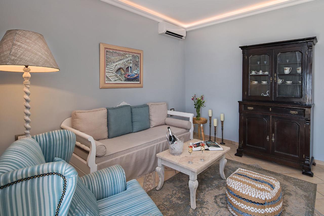 Malteza Private Imerovigli (Santorini)