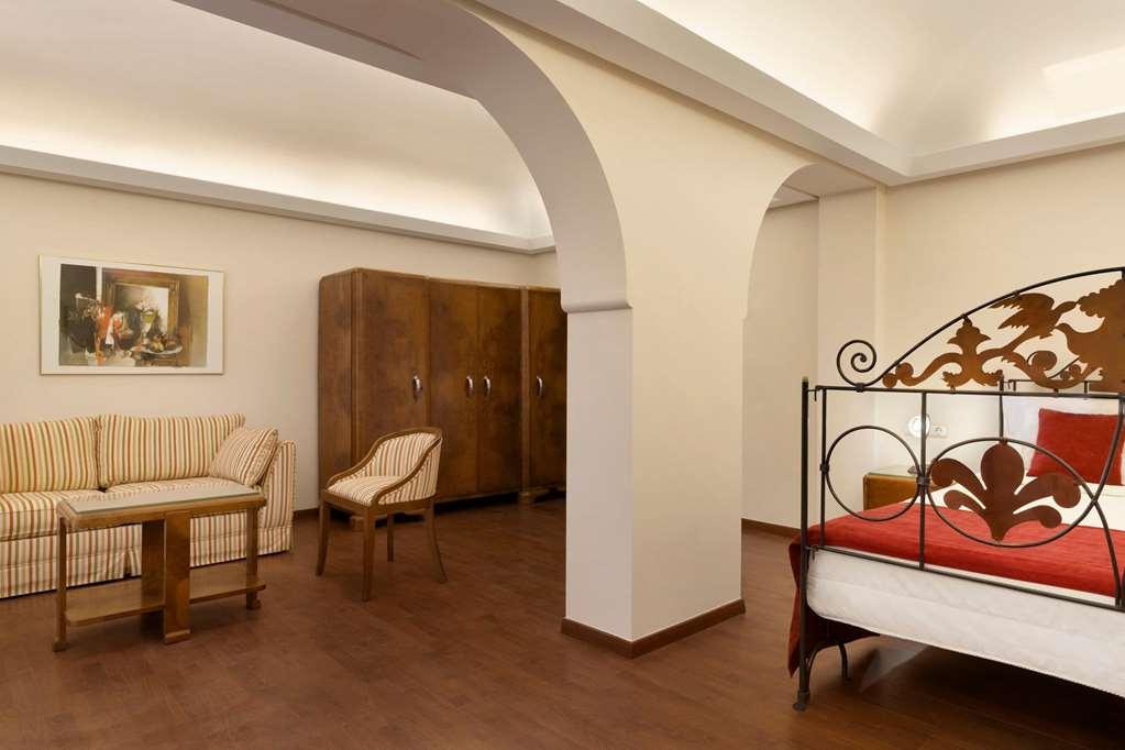 Ramada Poseidon Hotel