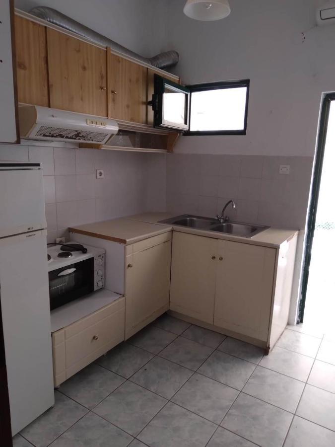 φλοίσβος Apartment *