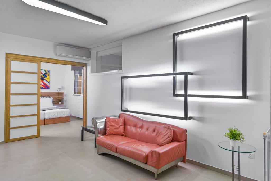 The White At Sani Apartment
