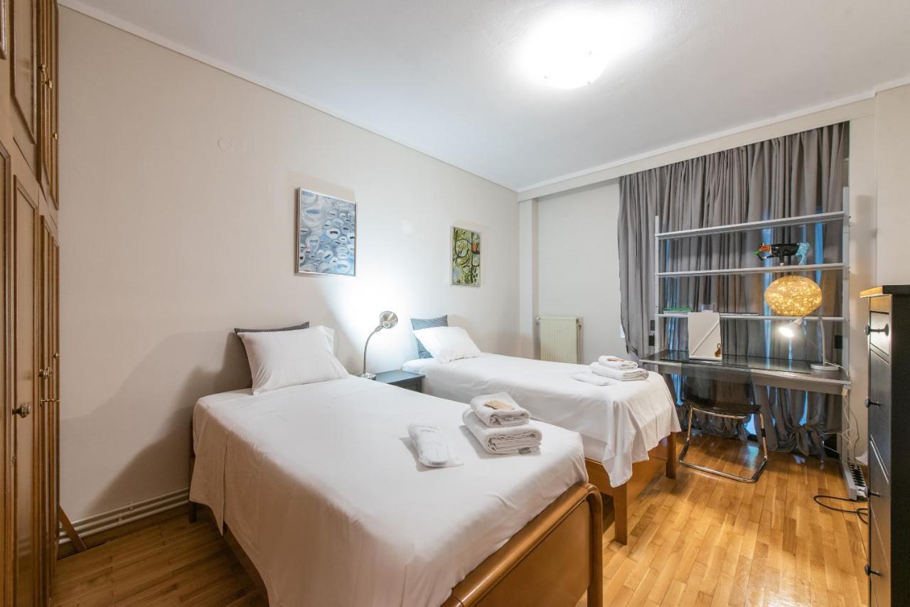 Moon Seafront 3-bedroom By Halu! Thessaloniki