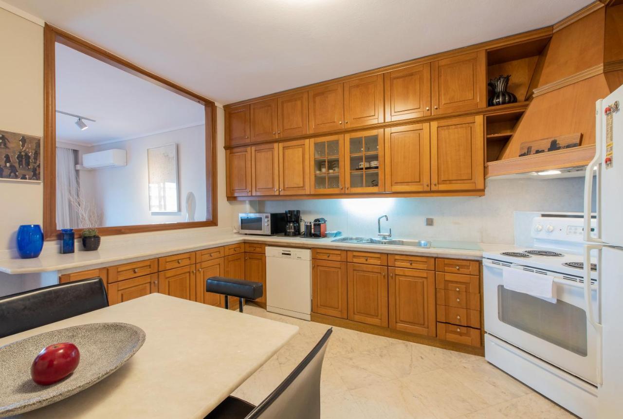 Moon Seafront 3-bedroom By Halu! * Thessaloniki
