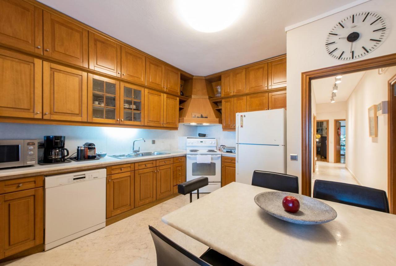Moon Seafront 3-bedroom By Halu! *
