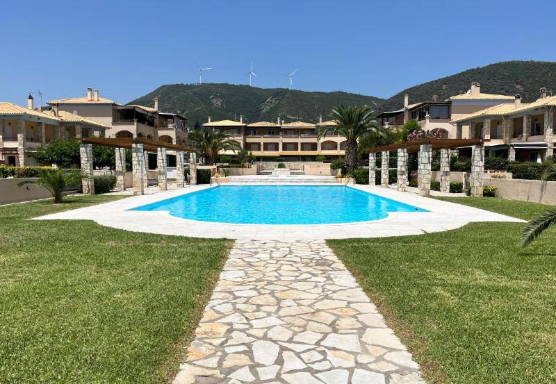 Myrto Villa