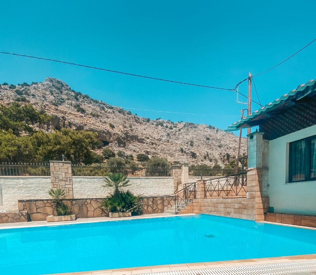 Theonia Villas * Pefki (Rhodes)