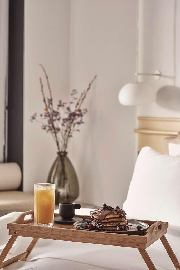 The Social Hotel, A Member Of Radisson Individuals Hotel Athens