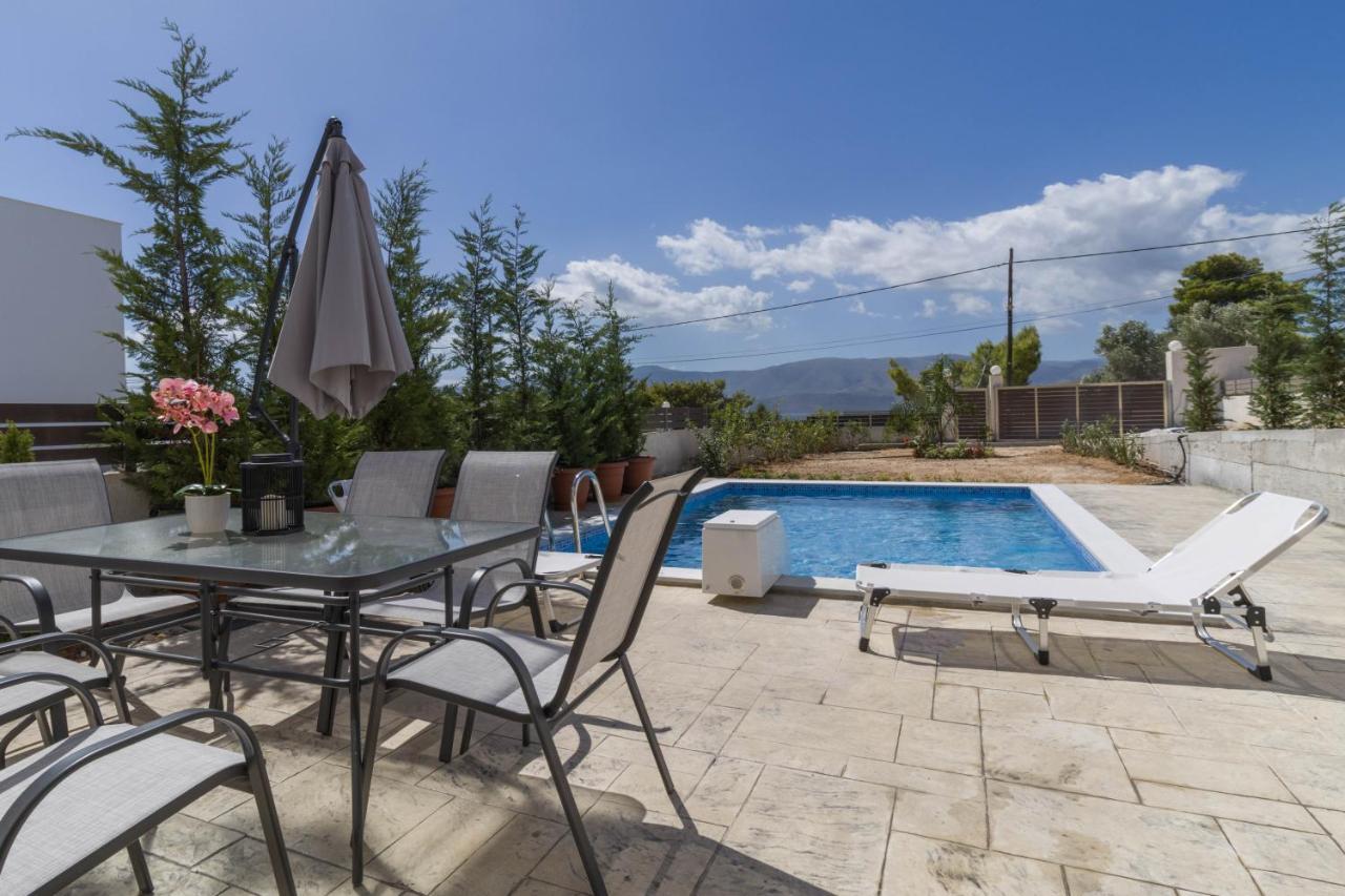 Enchanted Sunlit Retreat Isthmia