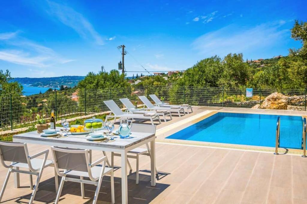 Villa Briseis Lourdata (Kefalonia)