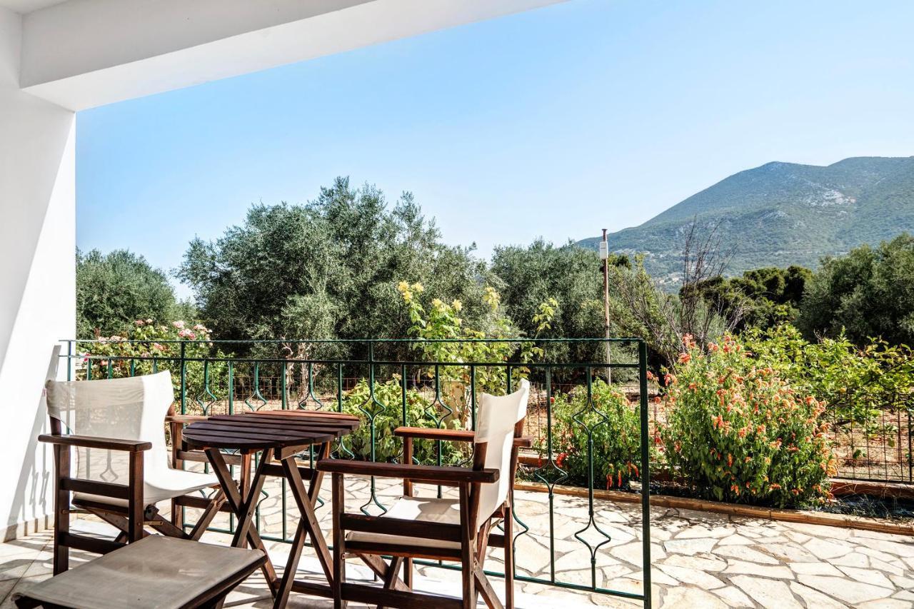 Apartment Daratos 4 *