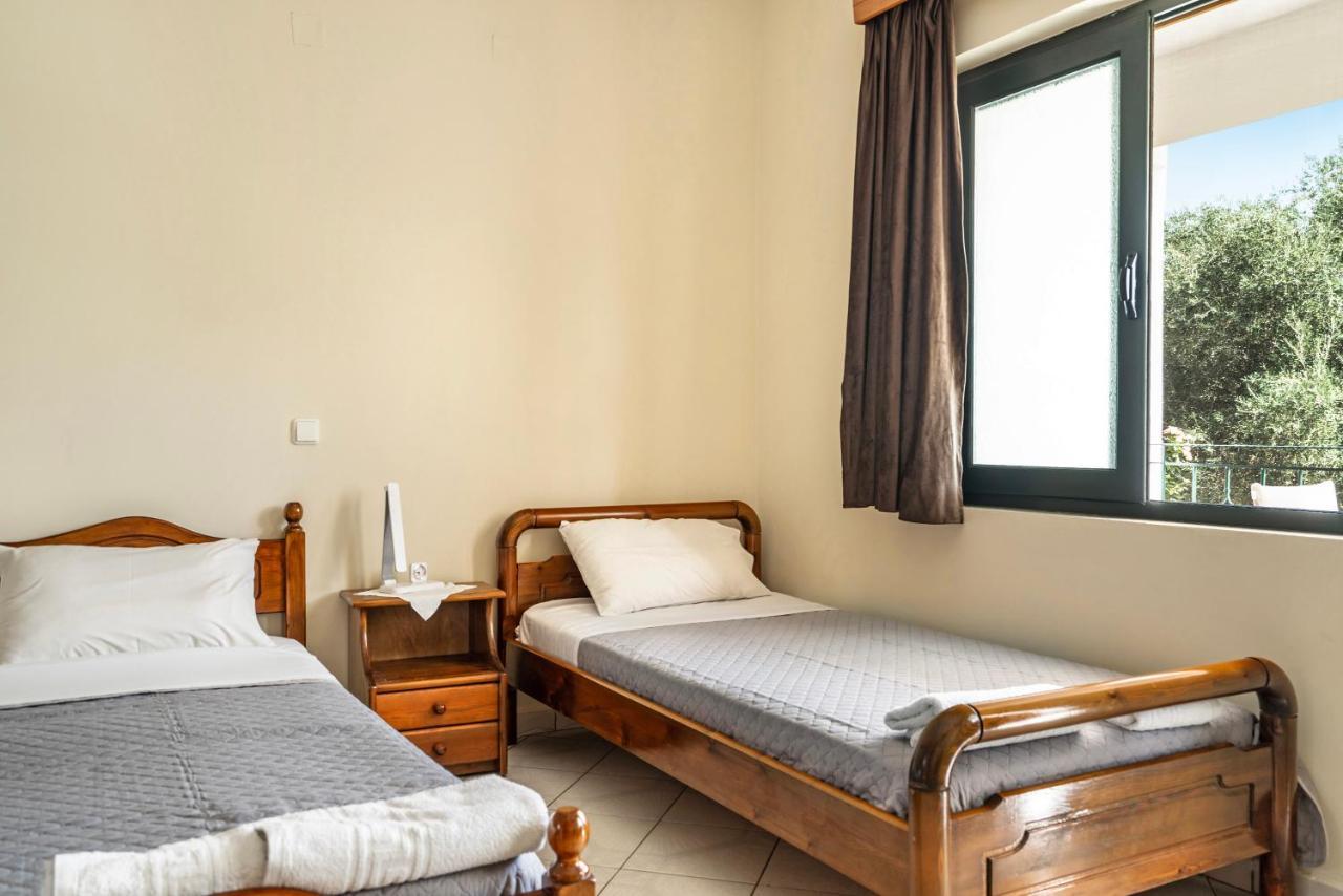Apartment Daratos 4