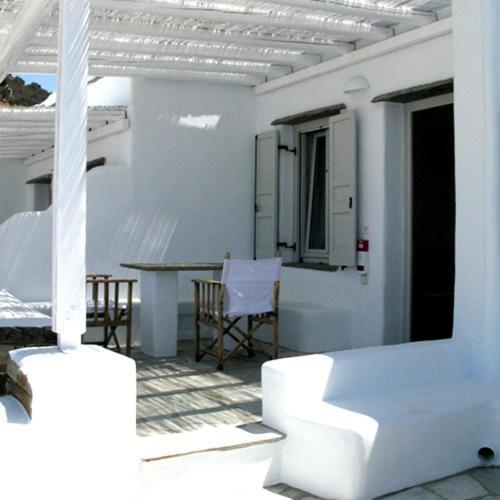 Vega Aparthotel Tinos