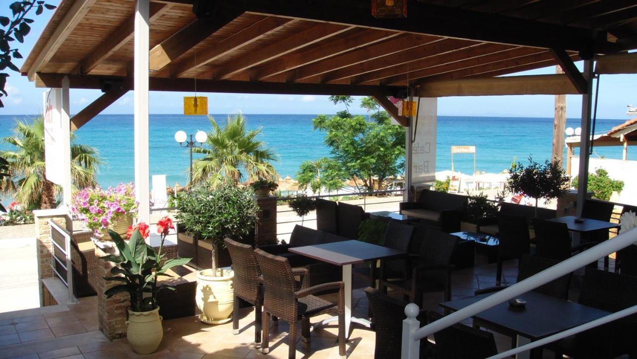 Aparthotel Atlon Paralia Vrachou