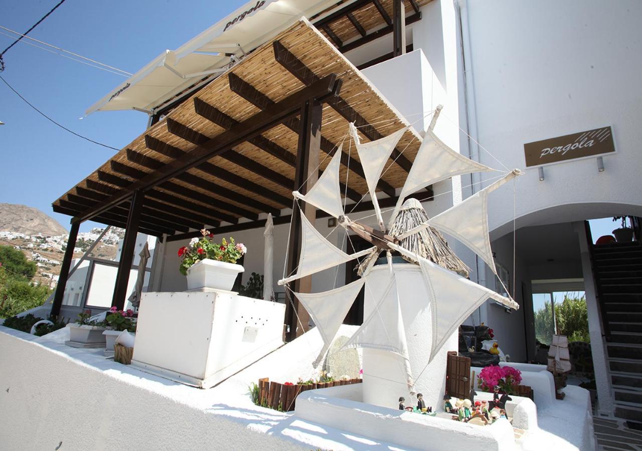 Pergola Livadi (Serifos)