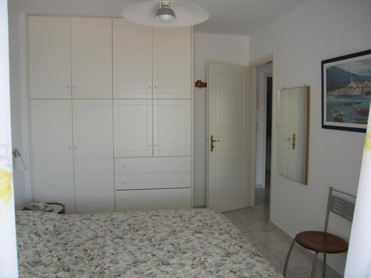 Seaside Modern - Explore Athens And Beyond