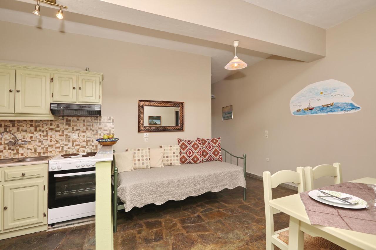 Niki Panormos (Skopelos)