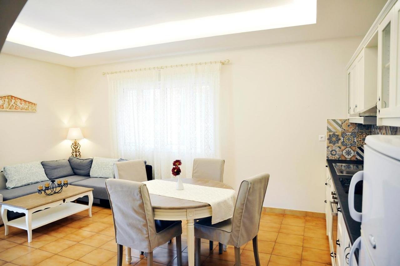 Apartment Pyramid Agios Spyridon (Corfu)