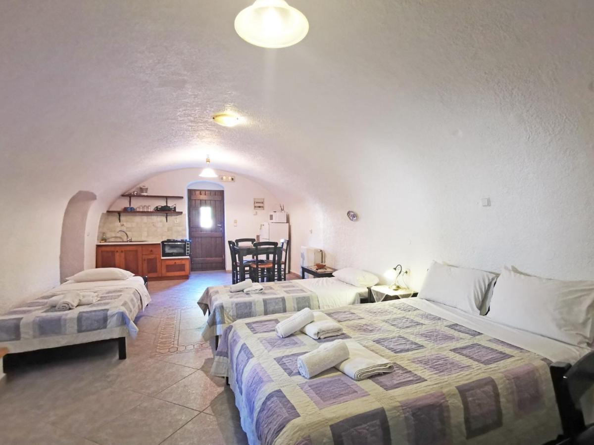 Toxotis Aparthotel
