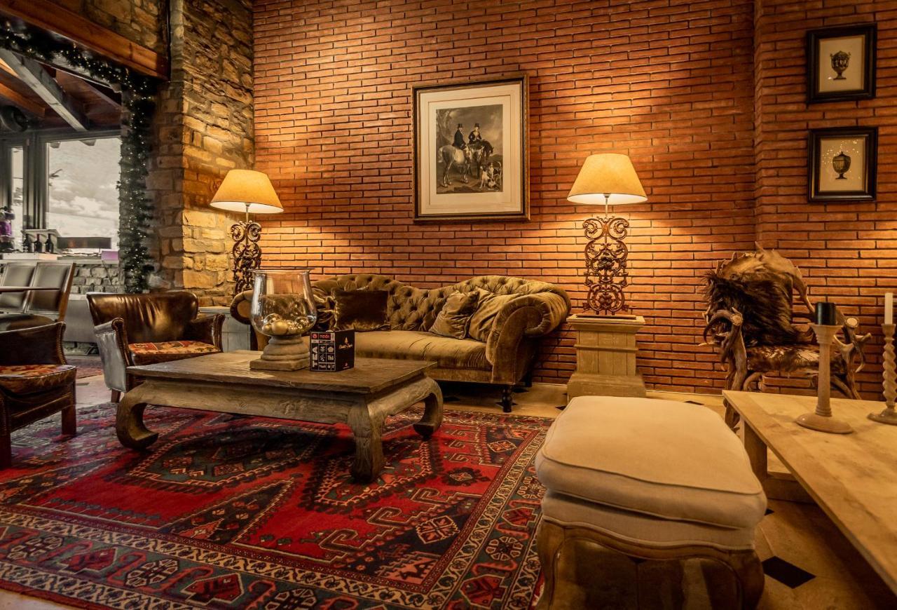 Sapin Hotel