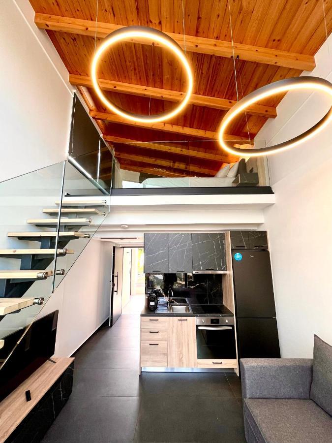 Hill Luxury Aparthotel