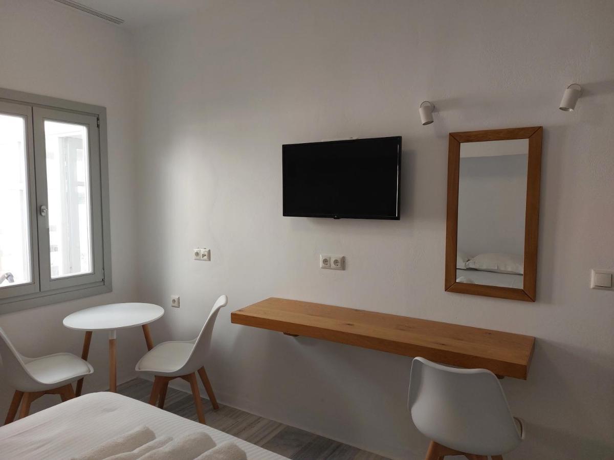 Castellino Naxos Inn *