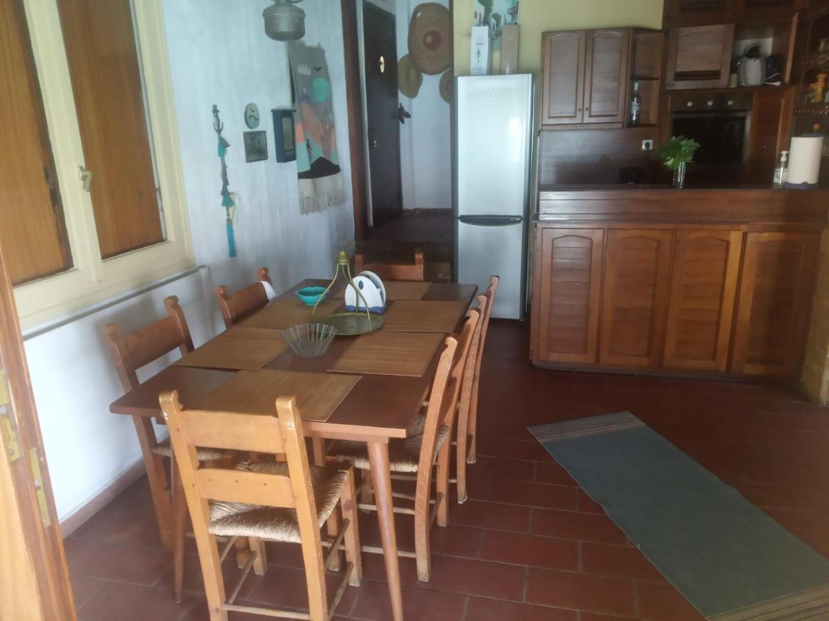 Nikos Panagiotareas House *