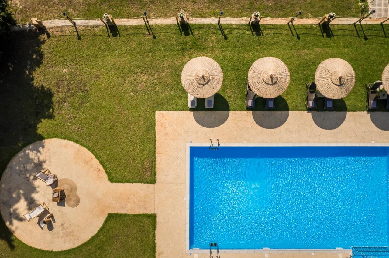 Theros Retreat Aparthotel