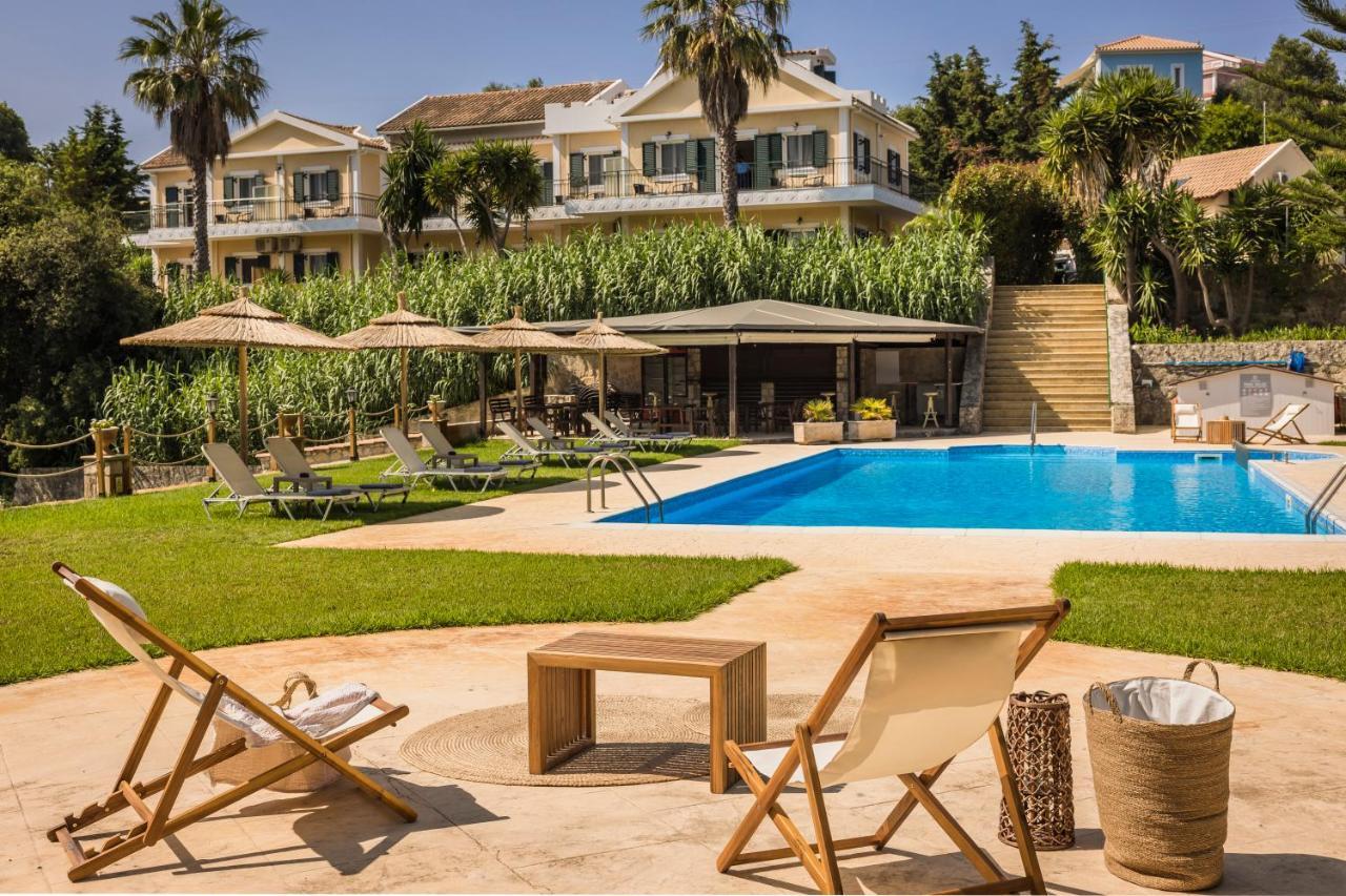 Theros Retreat Aparthotel *