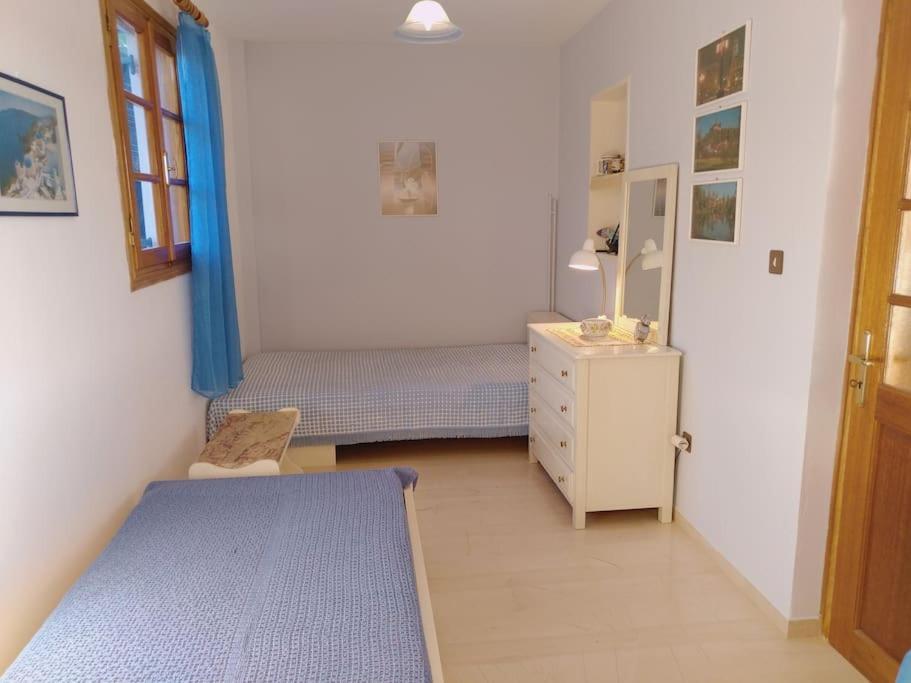 Explore Aegina Island Holiday home Souvala