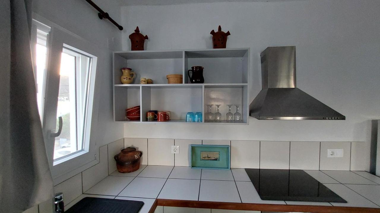 Styfilia Beachfront Apartment Platis Gialos (Sifnos)