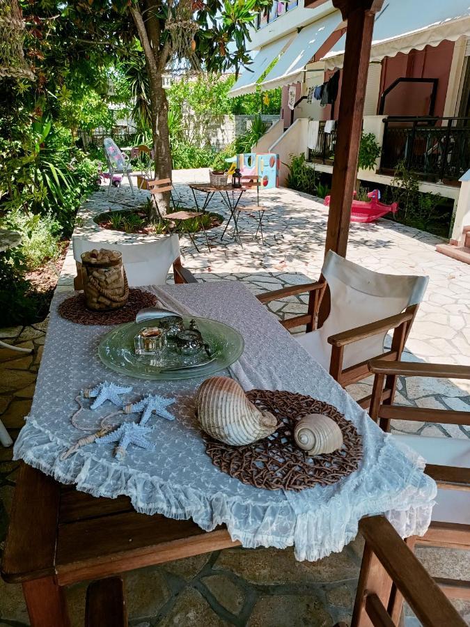 Dimitra Aparthotel Pefki (Evia)
