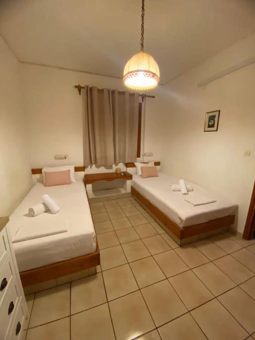 Apartment 4 Beds Flat With Shared Pool