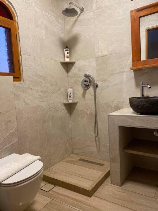 4 Beds Flat With Shared Pool Stalida