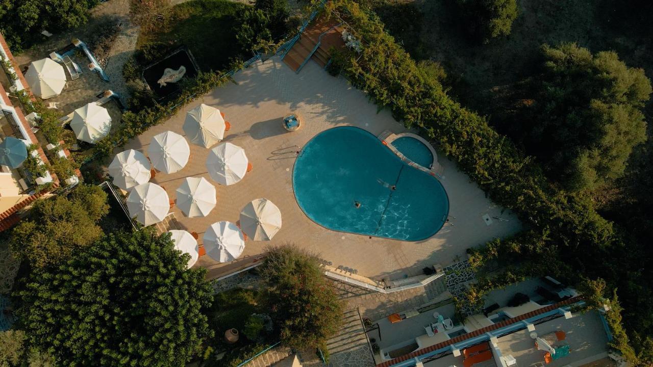 Pantheon Aparthotel