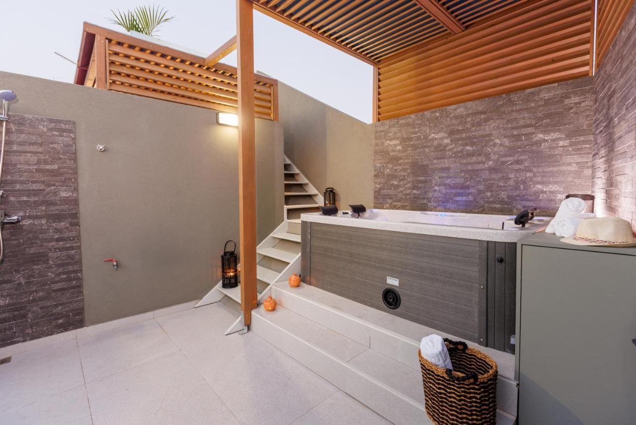 Front Villa