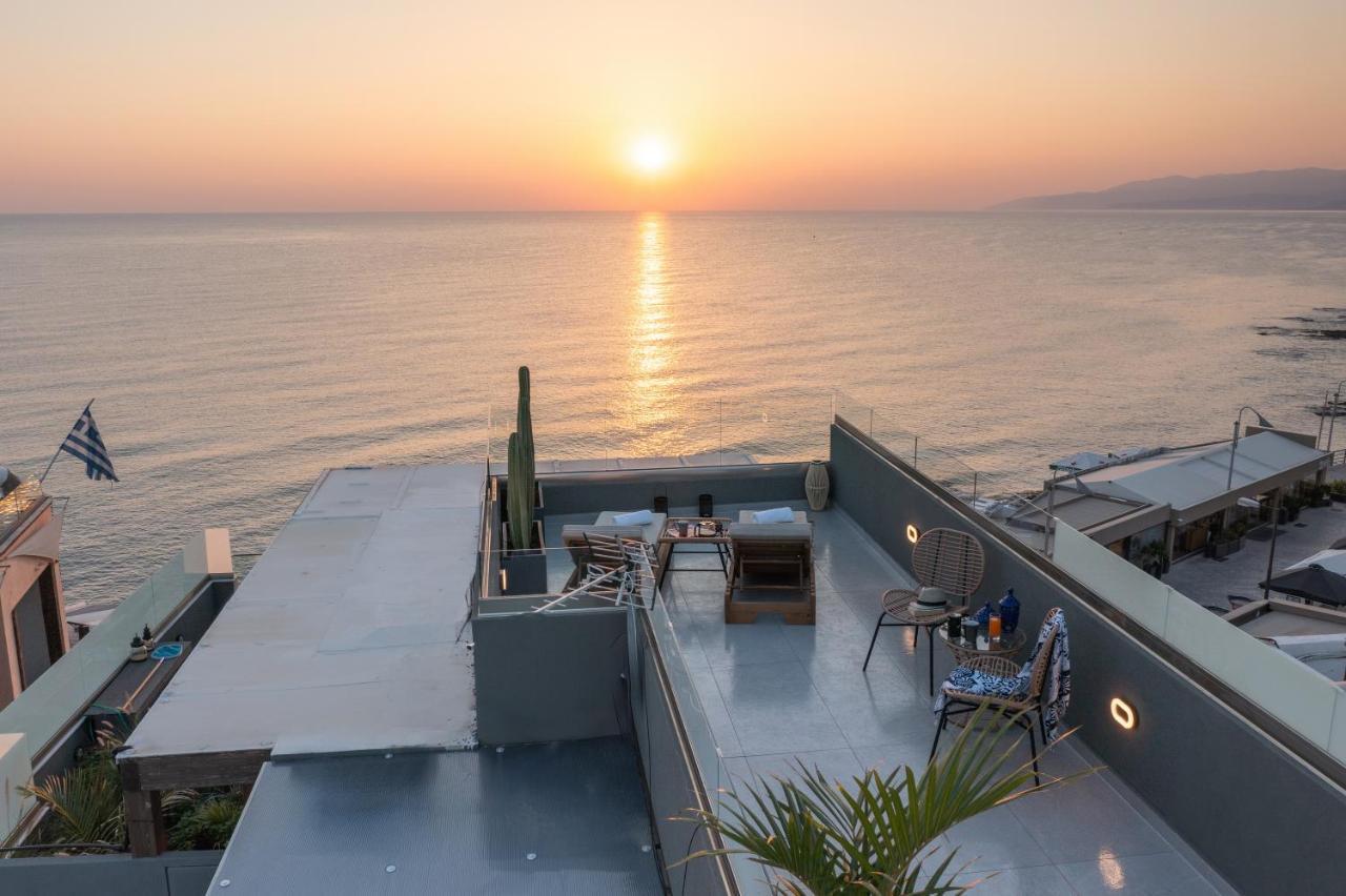 Front Hersonissos (Crete)